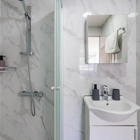 Tangerine Modern 1-br In Apartament