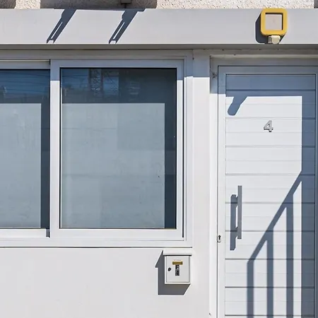 Tangerine Modern 1-br In Apartman