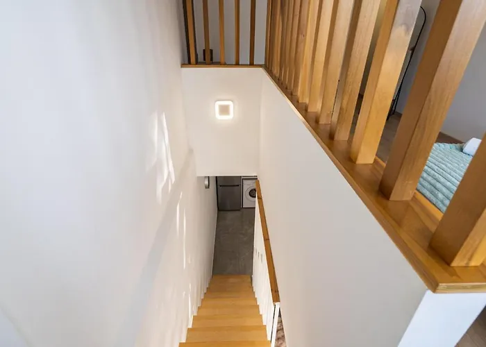 Tangerine Modern 1-br In Larnaka