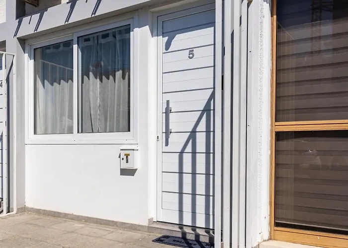 Tangerine Modern 1-br In * Larnaca