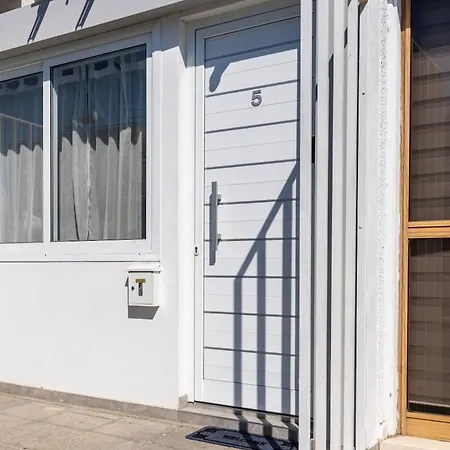 Tangerine Modern 1-br In * Λάρνακα